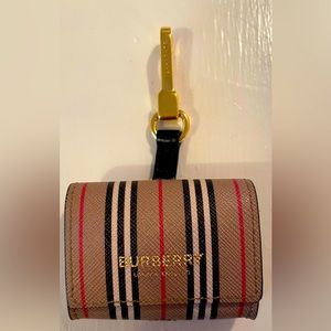 BURBERRY Icon Stripe E-canvas AirPods Pro Case